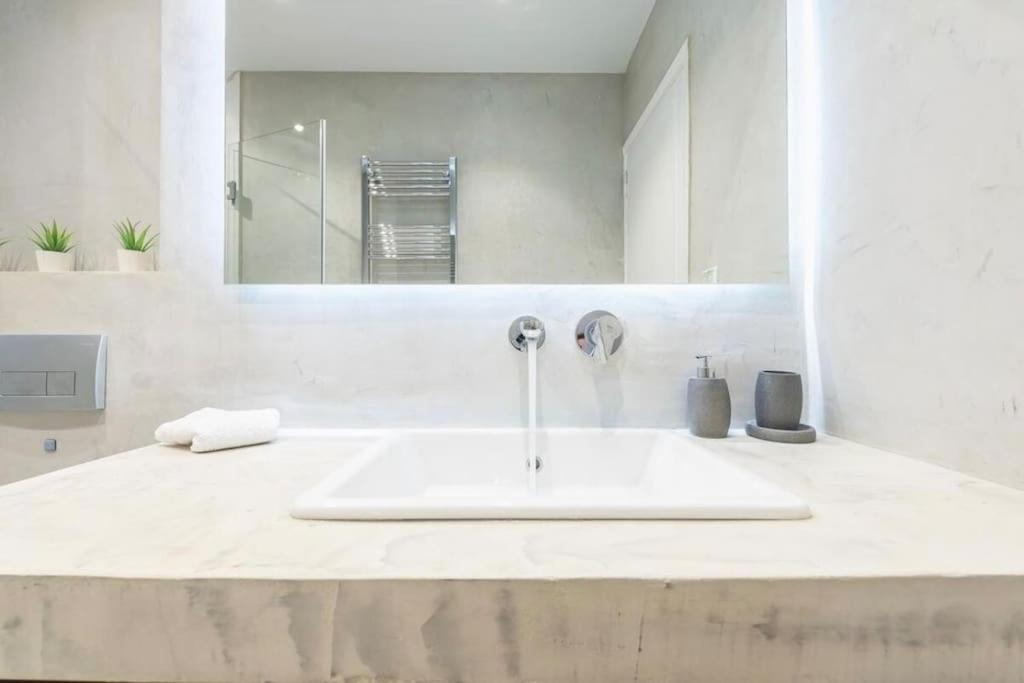 Syntagma H&B Apartment Athens Exterior photo